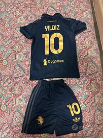 Completo juventus yldiz