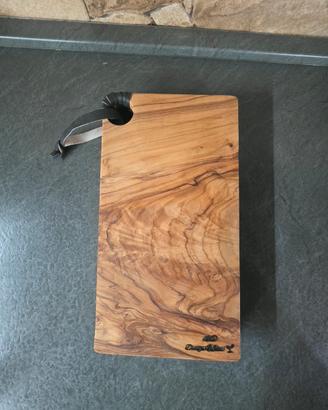 tagliere in legno di ulivo