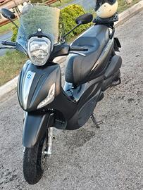 Beverly 125 cc 