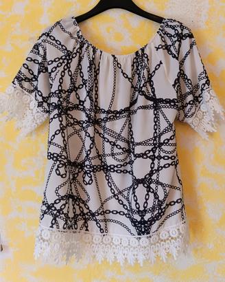 blusa leggera in stoffa tipo chiffon 