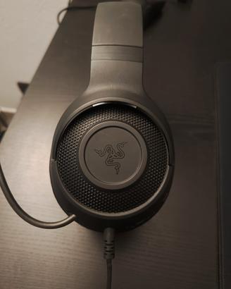 Cuffie gaming cablate della marca Razer