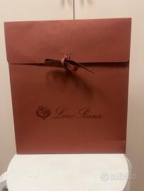 Busta Loro Piana