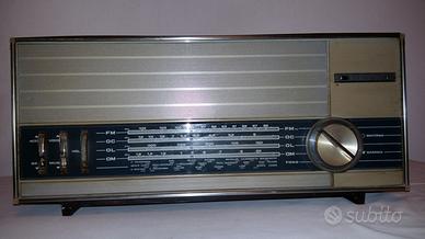 Radio a valvole MIVAR R33