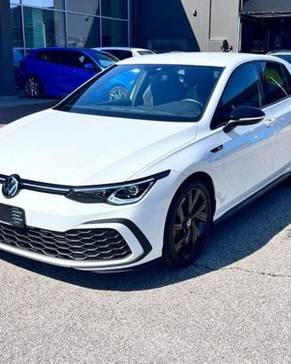 Volkswagen Golf GTI 2.0 TSI GTI DSG