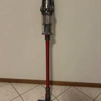 Aspirapolvere Dyson V11 Fluffy usato 2 volte