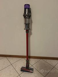 Aspirapolvere Dyson V11 Fluffy usato 2 volte