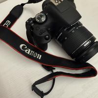 Canon EOS 2000D + Obiettivo 18-55 IS - Kit