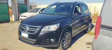 Ricambi VW Tiguan 2.0 D del 2009 motore CBB