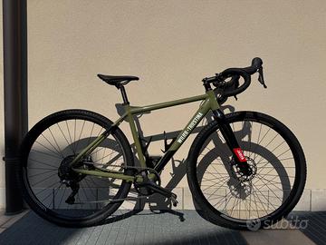 Bici in alluminio gravel WILIER Jareen Shimano GRX
