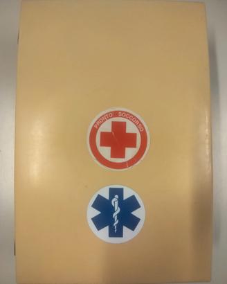 armadietto pronto soccorso da muro 