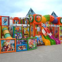 Giochi e Arredi x Parchi Divertimento e Luna Park