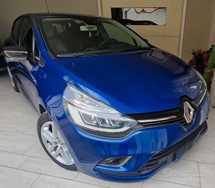 Renault Clio 1.5 dCi "Moschino