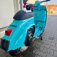 Vespa 102 Pollini restaurata