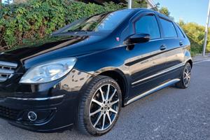 classe b "  sport  "