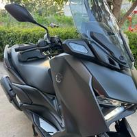 Yamaha x Max 300 abs 2023