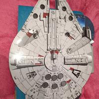 Astronave Millenium Falcon