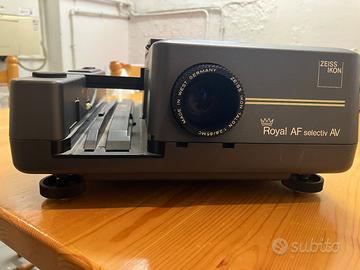 Priettore diapositive Zeiss