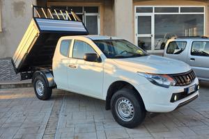 Mitsubishi L200 2.4 DI-D/154CV Club Cab RIBALTABIL