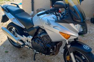 Honda cbf 600 