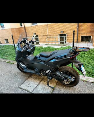 TMax 560 del 2022