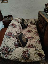 Divano letto 3 posti + due poltrone singole