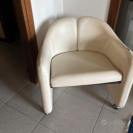 Poltroncina pelle vintage cin rotelle