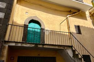 2 LOCALI A SORIANO NEL CIMINO
