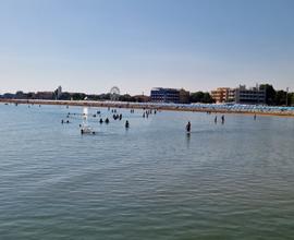 A 100 mt dal mare: Lido di Fano dal 26/7 al 2/8