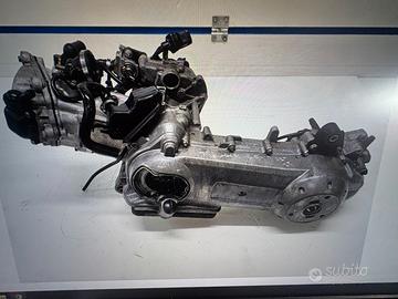 Motore Piaggio Beverly  Geopolis 300 Sigla: M28MM