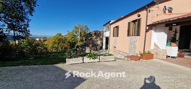 2 SOLUZIONI INDIPENDENTI CON TERRENO DI CIRCA 28.0