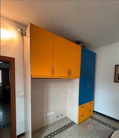 armadio a ponte marca Moretti