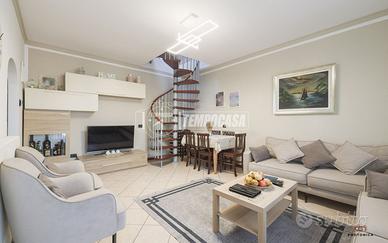 BIFAMILIARE DI RECENTE COSTRUZIONE CON TRE CAMERE