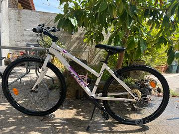 Mountain Bike B'Twin Rockrider 300 - Ruote 26"