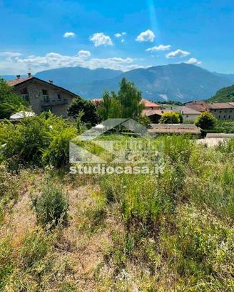 Terreno di 540 m² a Isera