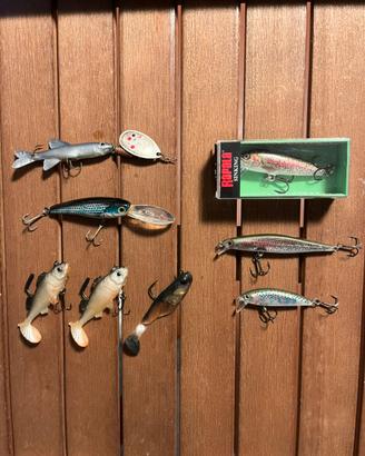 Lotto 8 artificiali da pesca