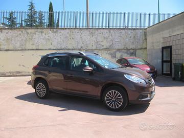 Peugeot 2008 1.2 VTi 82CV Allure - benzina