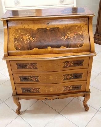 BUREAU INTARSIATO