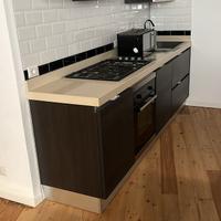 CUCINA MEDIA MISURA COME NUOVA DI ESPOSIZIONE