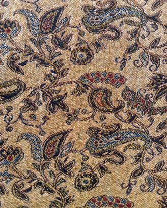 La bellezza della tradizione nei fili del Termeh