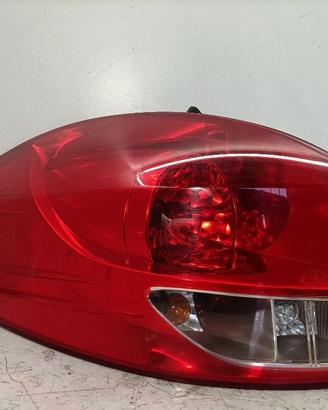 STOP FANALE POSTERIORE SINISTRO RENAULT Clio Grand
