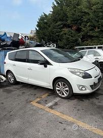 Ricambi Renault Scenic 1.5 Diesel 2011