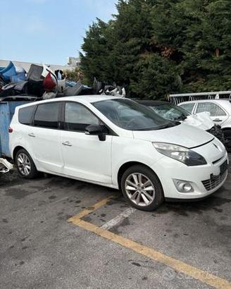 Ricambi Renault Scenic 1.5 Diesel 2011