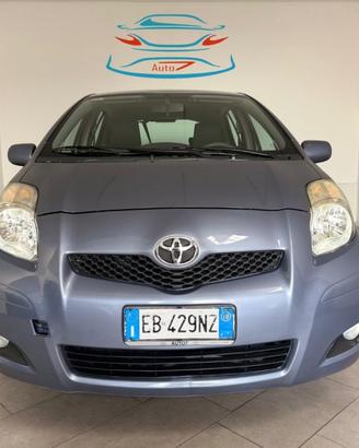 TOYOTA Yaris 1.3 5 porte M-MT Sol