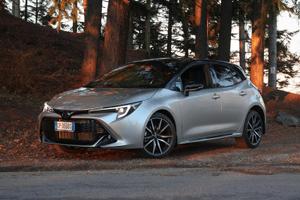 Toyota Corolla GR Sport 1.8 Hybrid 2023 140CV