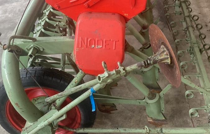 Seminatrice frumento orzo medica nodet Kuhn 3 M