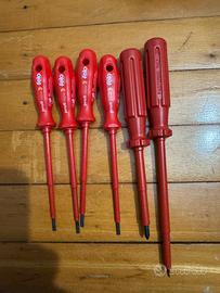 Attrezzi vario genere