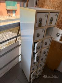 Porta valori cassettiera  palestra