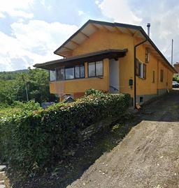 Immobile in asta di 428 m² con 3 locali e box auto