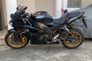 Kawasaki Ninja ZX10R 2004