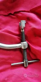 Schiaccia valvole e elasatore boccole